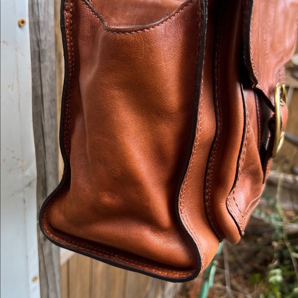 Coach - Picture 2 of 11